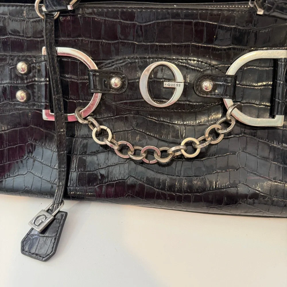Guess shoulder bag